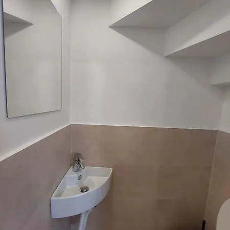 Апартаменты Sweet Dreams Lovely Duplex Universitate *